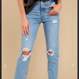 Levi’s wedgie jeans